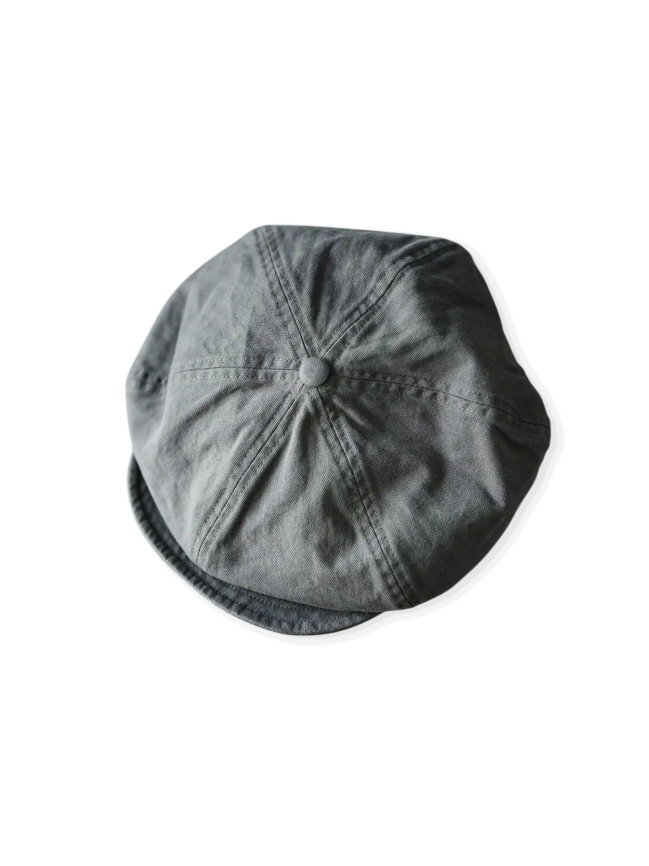 250gヘリンボーン生地を酵素洗いでヴィンテージ加工した、頭囲の大きい方向けのニュースボーイキャップ。