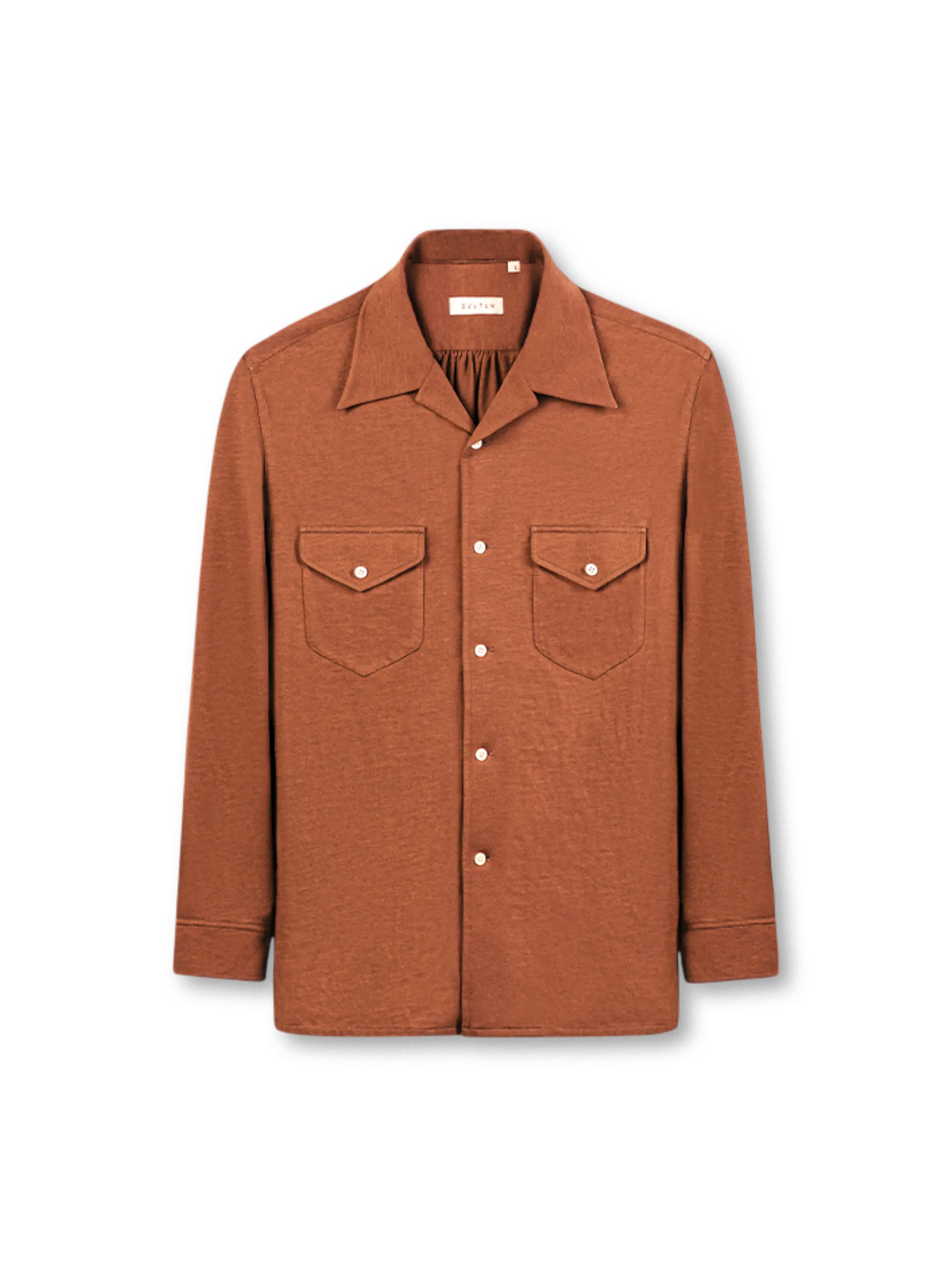 テラコッタブラウンのキューバンカラー長袖シャツ