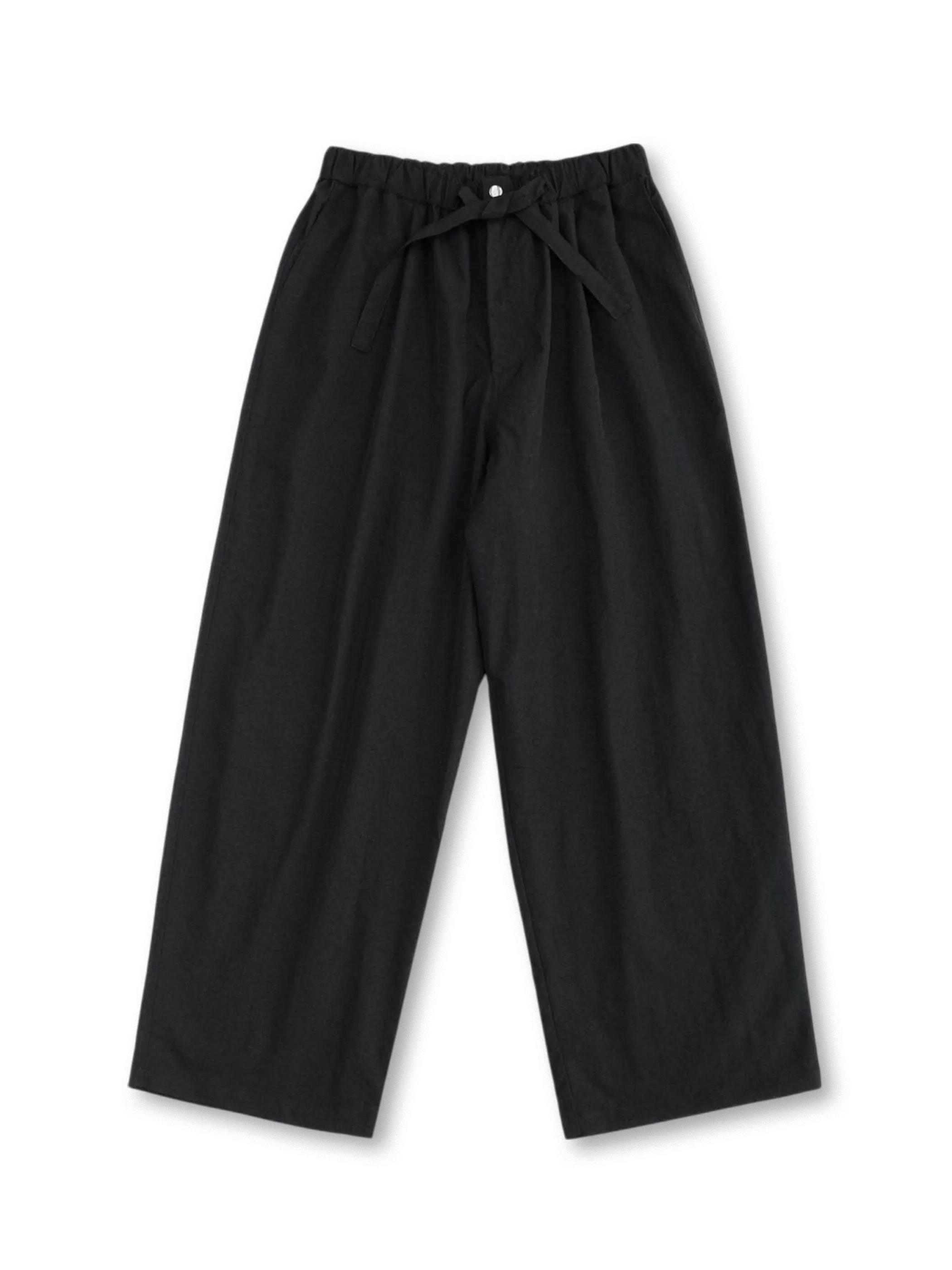 前面から見たアウトドアウォッシュドクイックドライパンツ