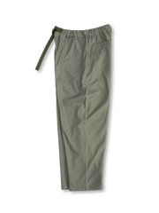  フロント全体のリネンコットンタックワイドパンツ
