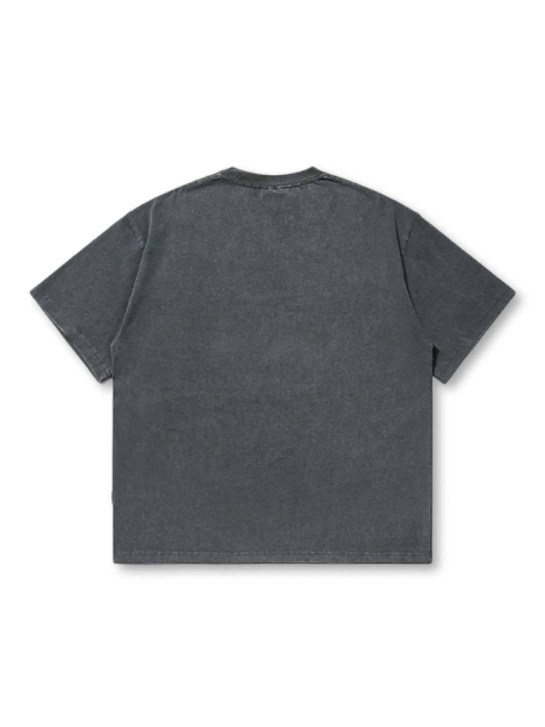 ヴィンテージ風の車プリントが施されたウォッシュ加工のTシャツ