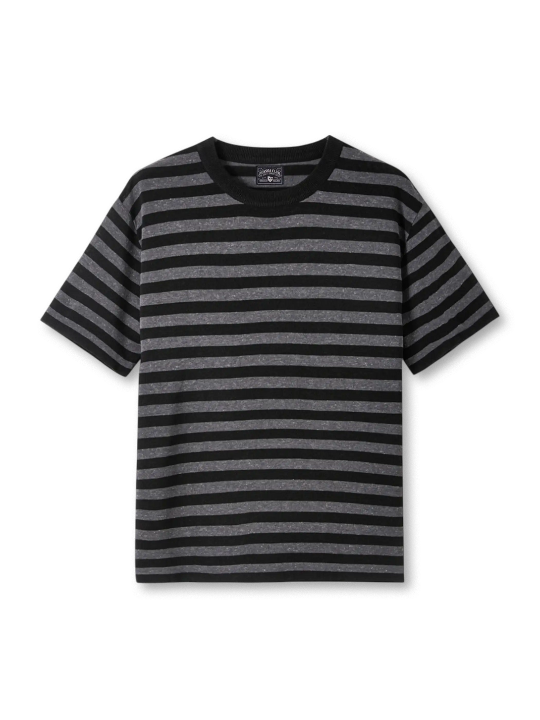 リネンブレンドボーダーニットTシャツの全身ビュー、丸みのあるボーダー柄とリブ編みネックディテールを強調。