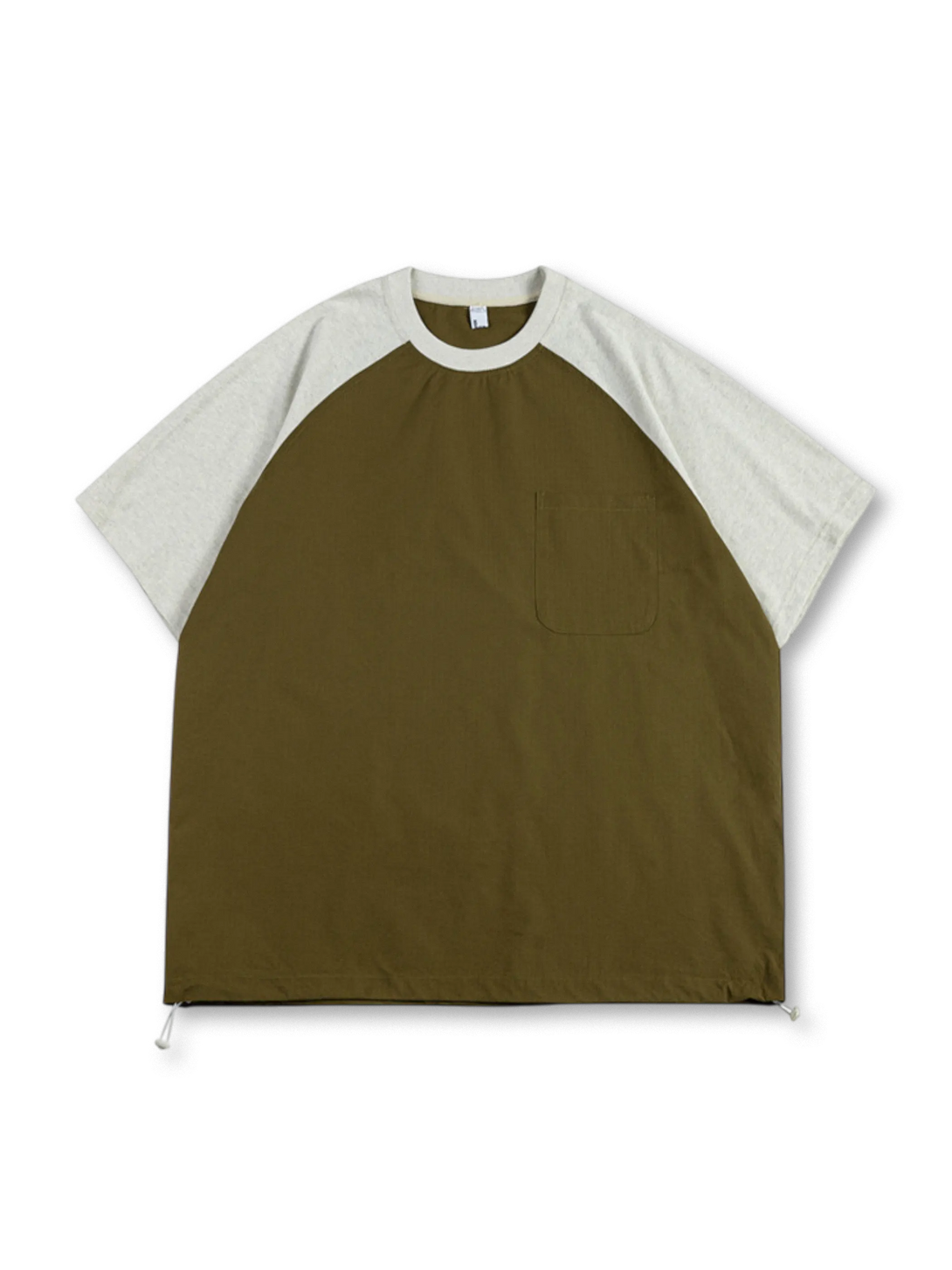 前面切り替えデザインと胸ポケットが映えるCityboyボクシーTシャツ
