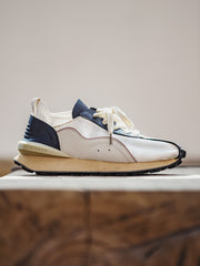 ヴィンテージ アイスシルク ランニングシューズ