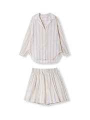 製品画像: ストライプセットアップの全身展示図。