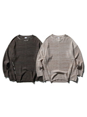 製品画像
グレージュ色とオリーブグリーンの切り替えデザインが特徴的なハンドステッチニットセーター、精緻な手作業で仕上げられ、アクリルとコットンの混紡素材で快適な着心地と暖かさを提供

詳細画像
精緻な手作業によるハンドステッチが施されたニットセーター、グレージュとオリーブグリーンの色のコントラストが美しく、アクリル50%とコットン50%の混紡素材で、肌触りが良く、通気性も優れたデザイン