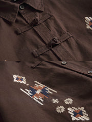 ナバホ民族の幾何学模様刺繍のディテール特写