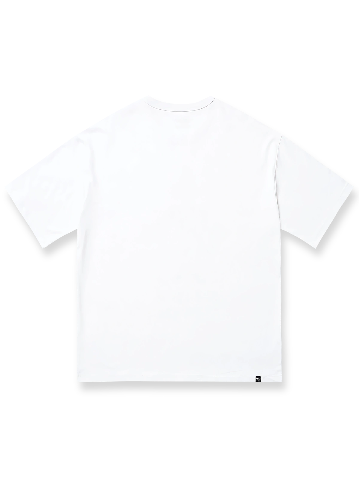 ブラックパンサードアマンプリントTシャツの正面画像