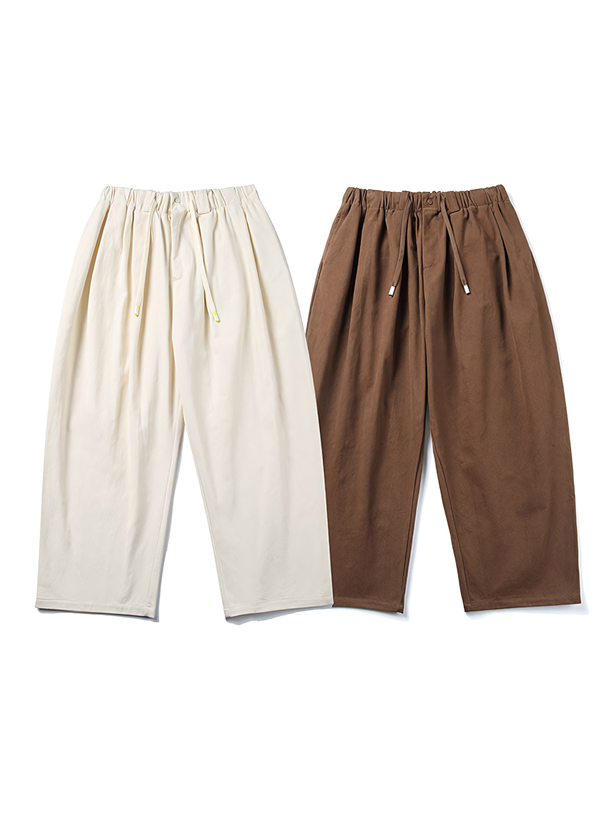 コットンドローストリング付きワイドレッグパンツの正面展示