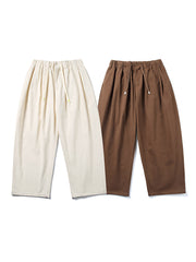 コットンドローストリング付きワイドレッグパンツの正面展示