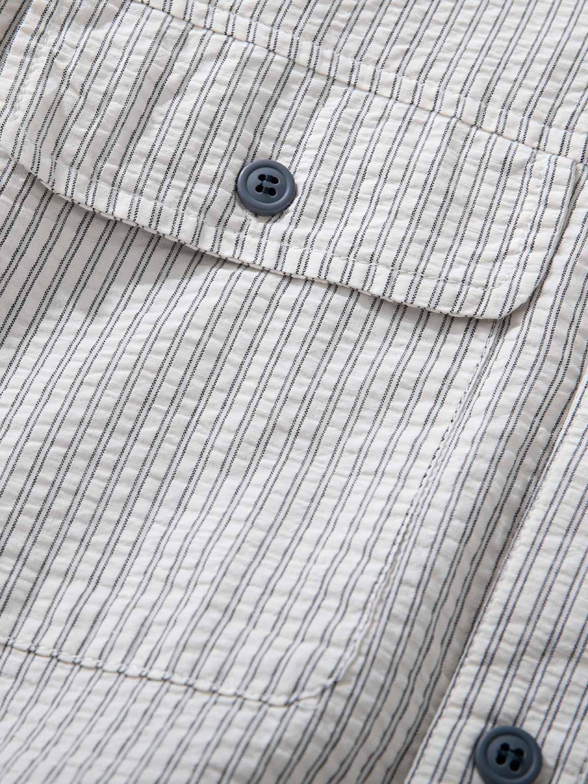 製品画像: ワークパッチワークシアサッカーヴィンテージシャツの全体展示 詳細画像: 肘部分のコントラストカラーパッチのディテール展示