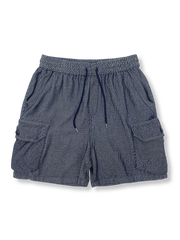 製品画像: 斜め織りデニムと立体ポケットが特徴の多ポケットワークショーツ全体像