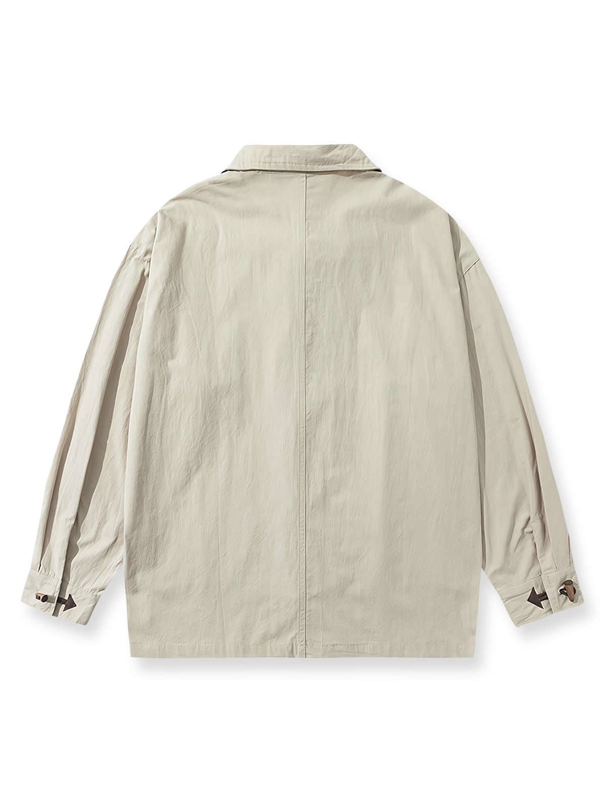 製品画像: 木製ボタンが特徴のヴィンテージルーズフィットシャツ全体像
詳細画像: 木製ボタンのディテールとルーズフィットシルエットを強調したショット