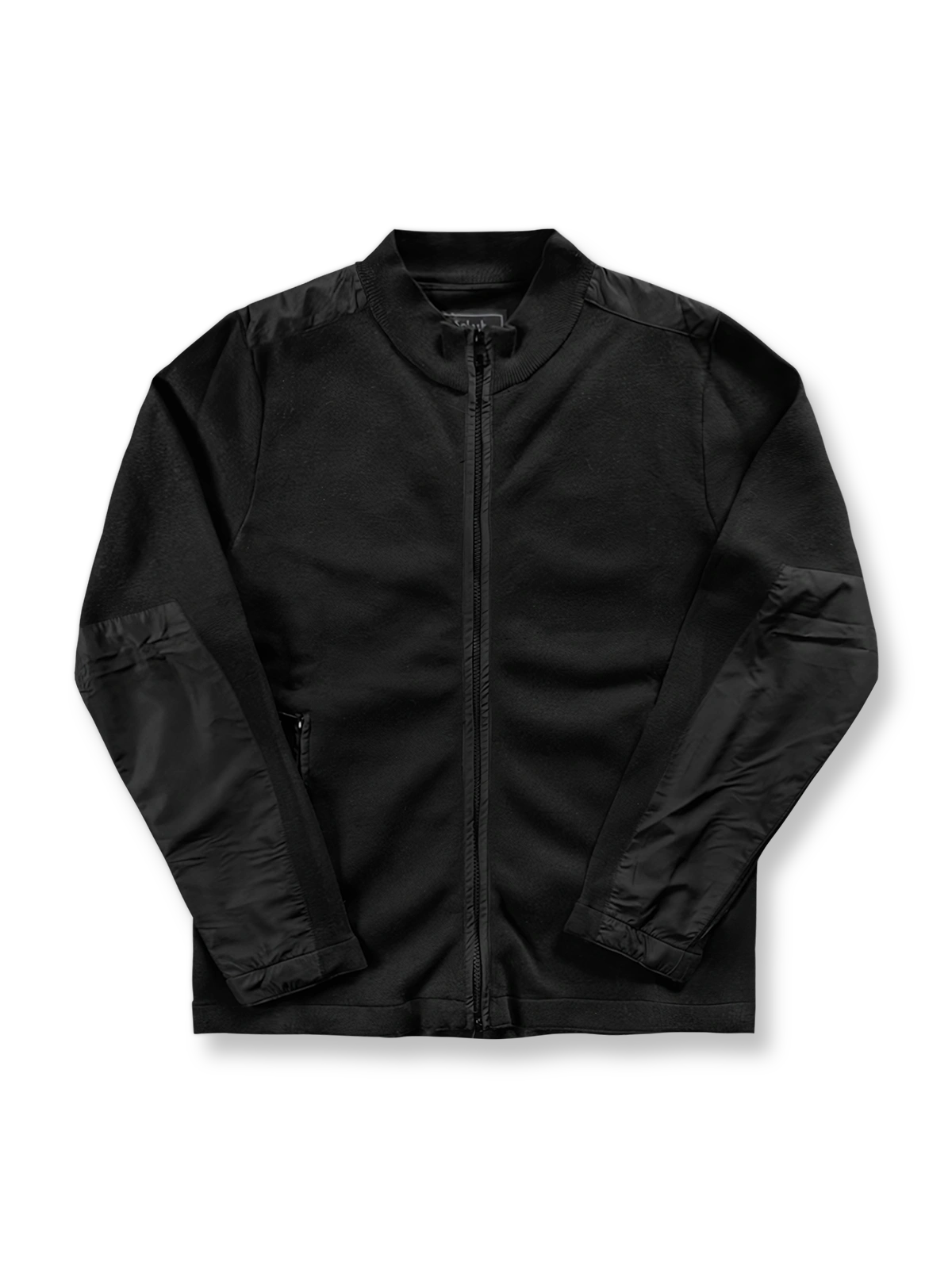 製品画像: スタンドカラーのカラー切り替えカーディガンの正面画像
詳細画像: カラー切り替えデザインとスタンドカラーのディテール画像
モデル画像: スタンドカラーのカラー切り替えカーディガンを着たモデルの画像