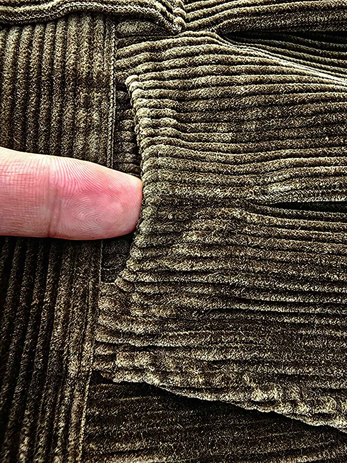 製品画像: ヴィンテージ コーデュロイジャケットの正面展示
詳細画像: ノッチドラペルと3つボタンが特徴的なヴィンテージコーデュロイジャケットのディテール