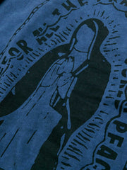 製品画像: ヴィンテージ聖母マリアプリント 長袖Tシャツの背面
詳細画像: Tシャツ背面に施されたヴィンテージ調聖母マリアプリントのディテール