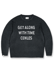 製品画像: 透かしロゴ刺繍ロールドヘムニットセーター、正面展示、ヴィンテージ感あふれるデザイン
詳細画像: 透かし刺繍ロゴとナチュラルロールドヘムのディテール特写、細部の精巧さを強調