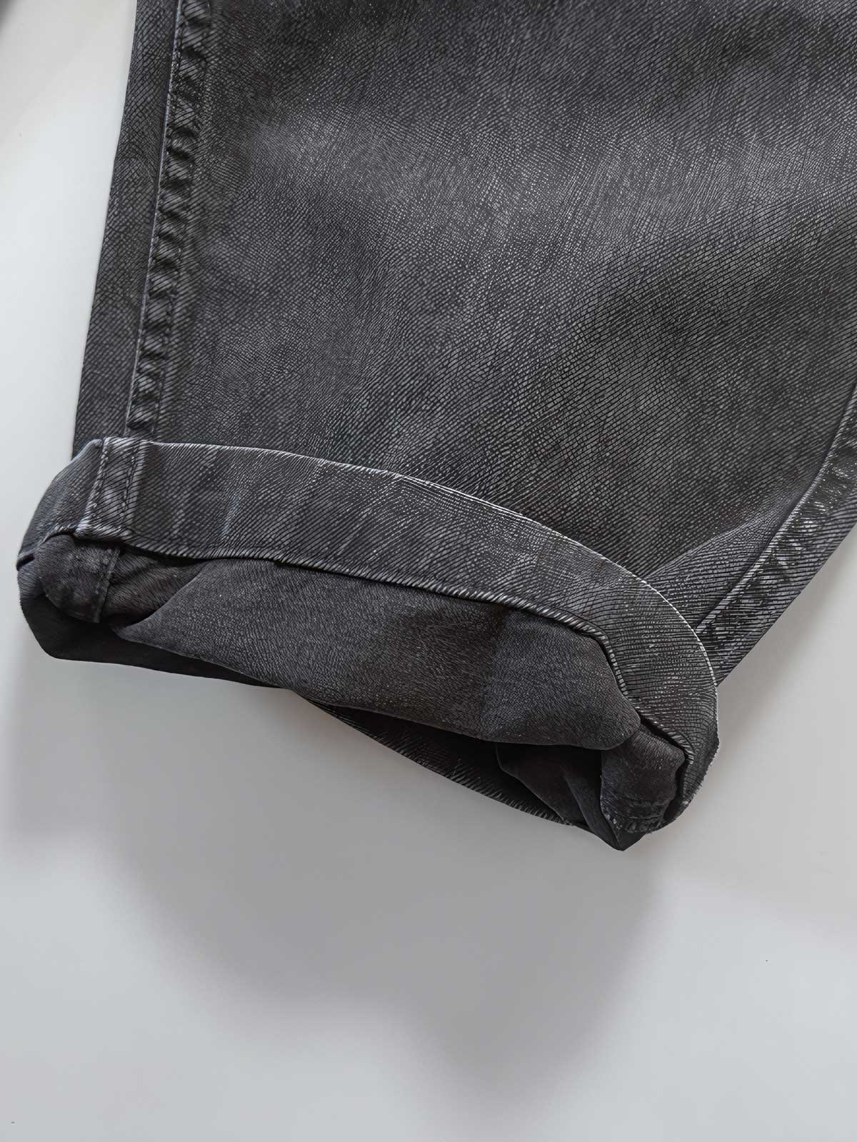 YKKスナップボタンとサスペンダー ディテール画像