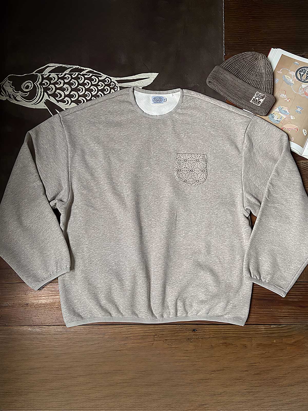 麻葉刺し子刺繍ポケット付きスウェット 全体画像