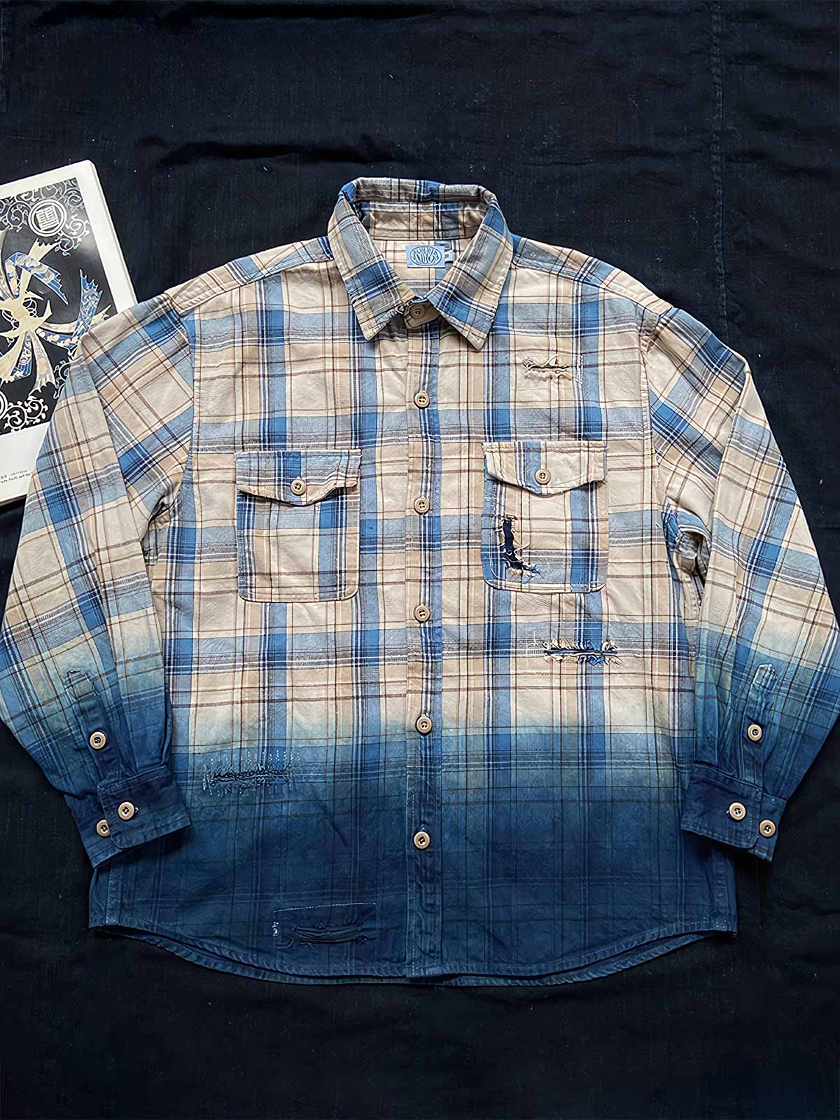 擦り切れ加工とパッチ ディテール画像