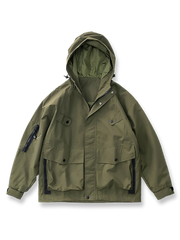 製品画像: 撥水・防風・防汚 テフロン加工 フード付き ルーズフィット アウトドア ワークジャケット 正面
詳細画像: 高めのフードと立体的な二重ポケット ディテール