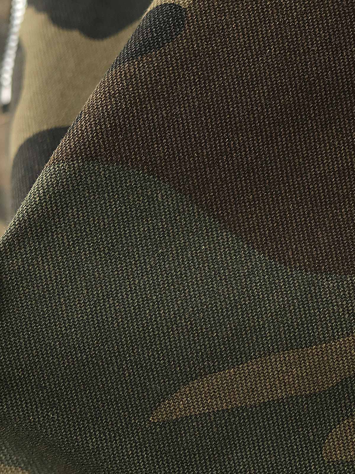 製品画像: アメリカンレトロ風 虎柄迷彩 フード付き ハーフジップ アウトドア ワークジャケット 正面
詳細画像: ハーフジップと大きなフラップポケット ディテール