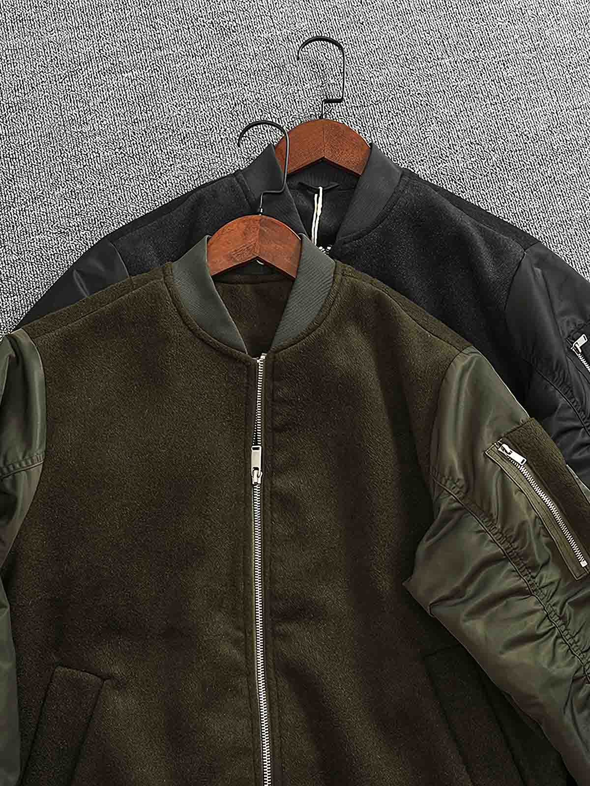 製品画像: ウール配色のレトロ風MA-1フライトジャケットのフロントビュー。パネルデザインとリブカラーが特徴のスタイリッシュなアウター
詳細画像: ウールとポリエステルのパネルデザインとジッパーのディテール。コントラスト配色が映えるレトロ風フライトジャケット