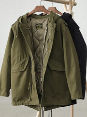 製品画像: ヴィンテージ風 M51 フィッシュテール フード付き コート 正面
詳細画像: 取り外し可能なキルティングライナーと調整可能なドローコード ディテール