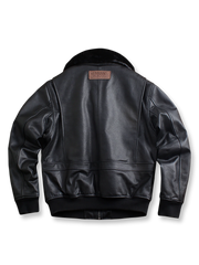 製品画像（Main Image）： G1ムートン襟本革フライトジャケット、クラシックなムートン襟とワッペン付きデザイン、ヴィンテージミリタリースタイルジャケット、アメリカンヴィンテージジャケット、本革フライトジャケット

詳細画像（Zoom-In Image or Detail Image）： G1ムートン襟フライトジャケットのディテール、精巧なワッペン、ムートン襟部分、ワッペン装飾のクローズアップ