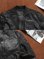 製品画像ALT代替テキスト
植鞣し羊革リブスタンドカラージャケット、滑らかな質感と高級感を備えたシンプルなショート丈シルエット。

詳細画像ALT代替テキスト
リブスタンドカラーとジッパーのディテール、植鞣し羊革の自然な光沢と精密な仕上げが特徴。