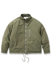 製品画像: スタンドカラーシルエットワークウェア風コットンジャケット全体画像、シンプルなショート丈デザインと防風性が特徴
詳細画像: スタンドカラー、ドローストリングとジッパーのディテールが見えるクローズアップ