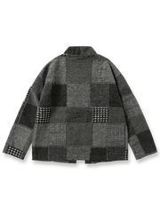 製品画像:
レトロなウールパッチワークはんてん全体展示、民族風デザイン、ウール素材の質感とパッチワークディテール強調

詳細画像:
パッチワークのテクスチャーとウエストベルトのディテール、ウール生地の質感アップ