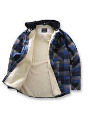 製品画像: 取り外し可能なフードと裏起毛仕様が特徴のチェック柄シャツ全体の外観、100%コットン素材を使用した秋冬向けデザイン。
詳細画像: ダブルチェストポケット、隠しスナップボタン、裏起毛素材と取り外し可能なフードのディテールクローズアップ。