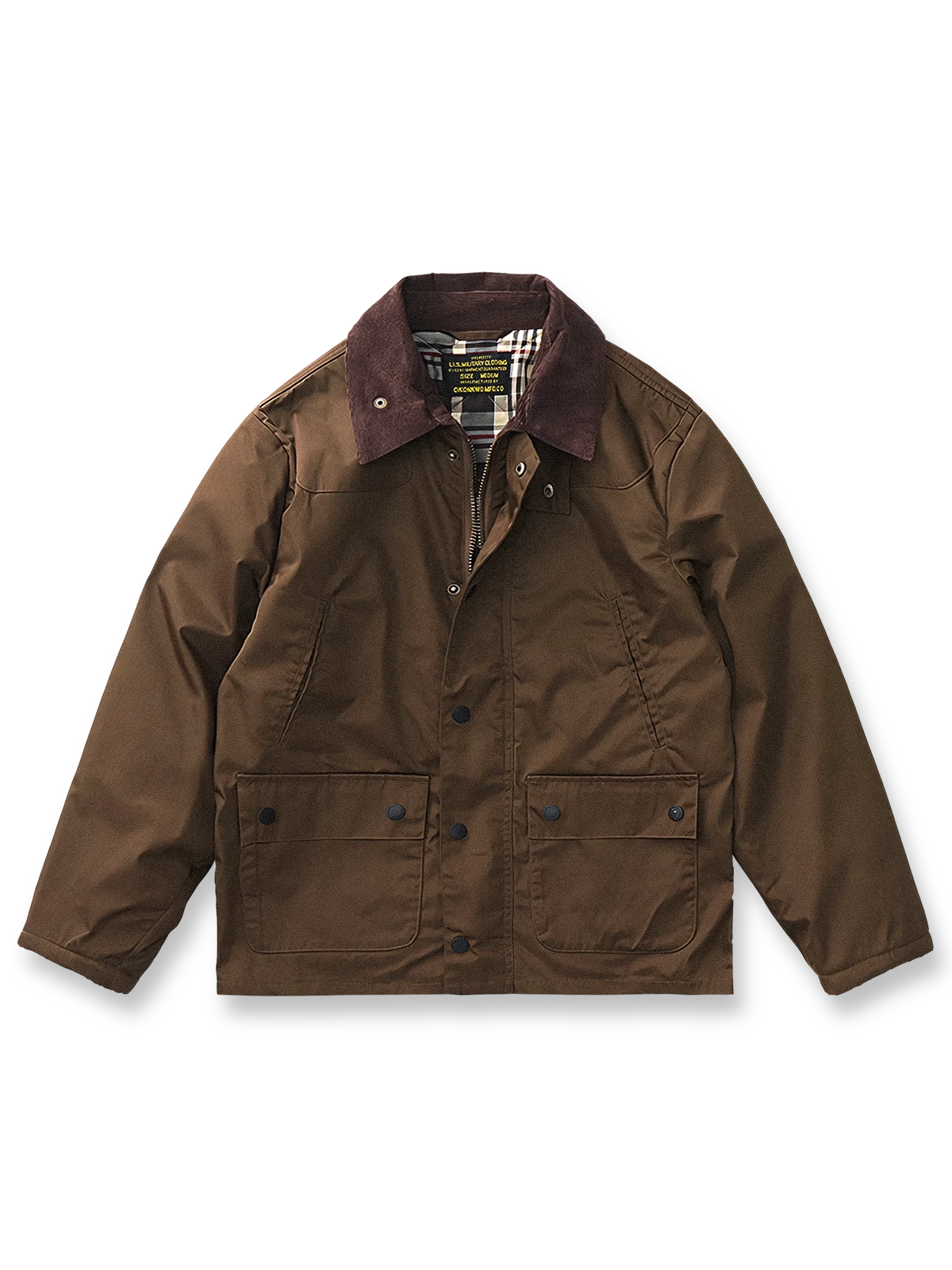 製品画像: コーデュロイカラーのコントラスト襟とオイルワックス加工が施されたハンティングジャケット。高密度梭織生地を使用し、耐久性とレトロ感を兼ね備えたデザイン。

詳細画像: チェック柄のキルティングライニングとスナップボタン付き風防襟のディテール。YKKのダブルヘッドラウンドリングジッパーと多機能ポケット配置が実用性を高めています。