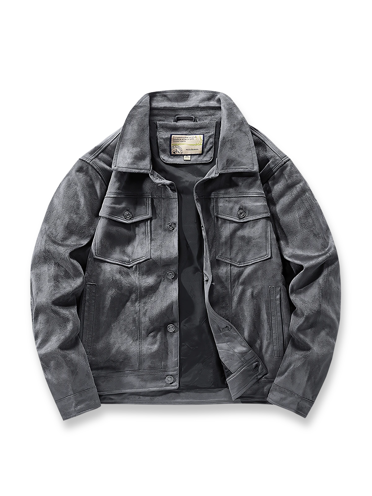 製品画像: スエード調 ターンダウンカラー ワークジャケットの全体展示画像。折り返し襟（ターンダウンカラー）とフラップポケットのクラシックなデザインが特徴。カーキ、グレー、コーヒー、ブラックの4色展開で、日常使いからカジュアルまで対応可能。
詳細画像: フラップポケットとボタンのディテールをクローズアップした画像。スエード調素材の柔らかい質感と耐久性をアピールし、デザインの細部にこだわりを表現。