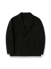 製品画像
コーデュロイカジュアルスーツ しっかりとした形状を保つコーデュロイ素材を使用、シワになりにくく毛玉ができにくいエレガンスとカジュアルを両立したデザイン。

詳細画像
コーデュロイ素材の質感とディテール、シンプルでエレガントなデザインのカジュアルスーツ。