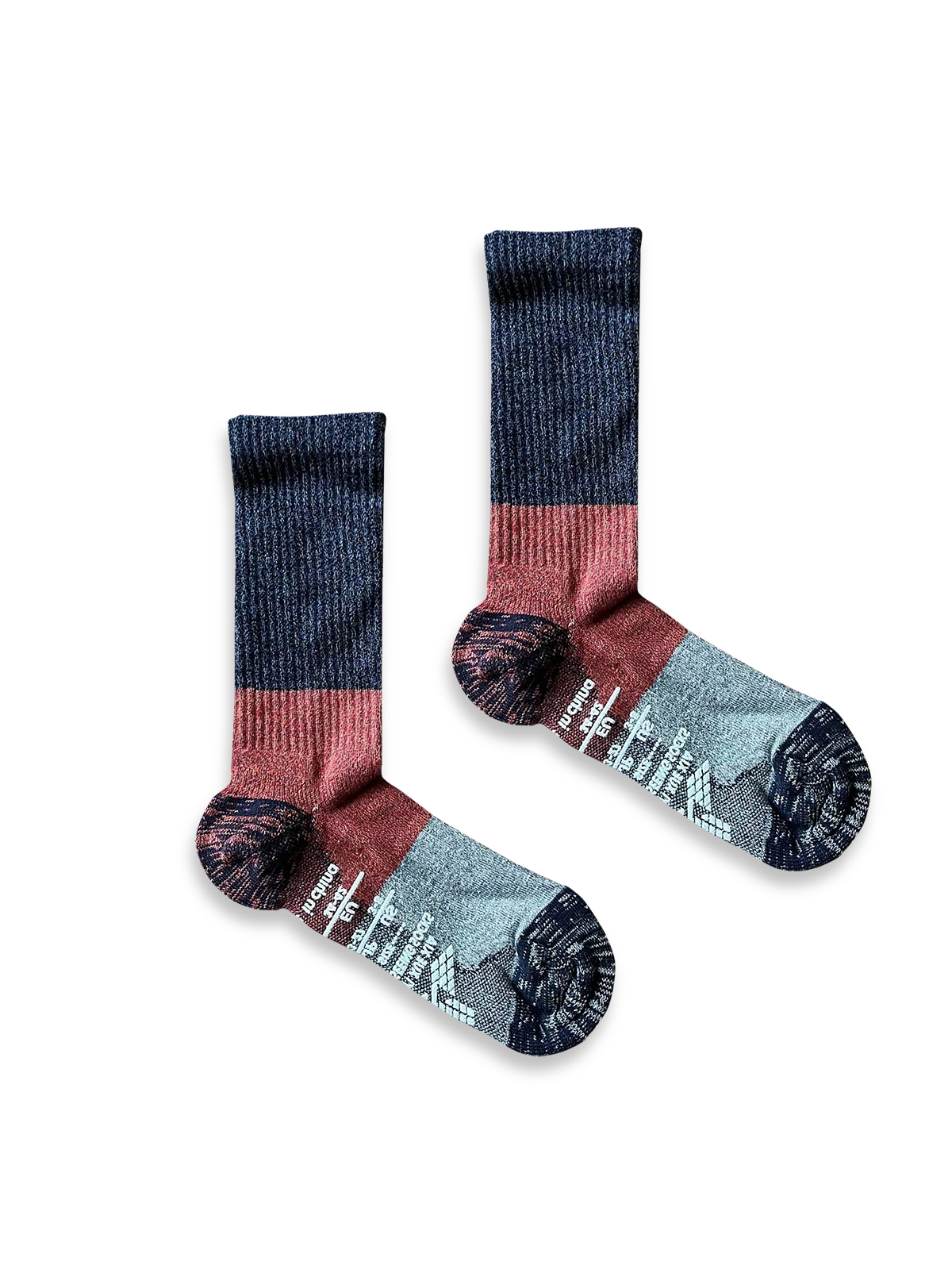 製品画像
「ドイツ製糸を使用したレトロバイカラー ロングソックス3足セット全体像。快適性と抗菌防臭機能を備えたアウトドア対応の5色展開ソックス」

詳細画像
「レトロバイカラー ロングソックスの足裏滑り止めビニール素材と柔らかな混紡素材のディテールクローズアップ。機能性とデザイン性を融合した仕様」