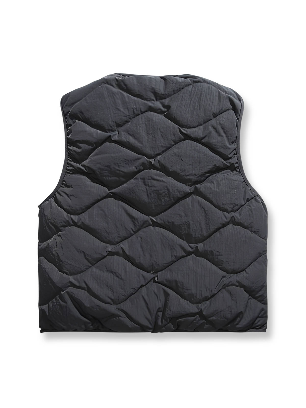 製品画像
「3色展開のホワイトダックダウン ダウンベスト全体写真。100%ナイロン素材とヴィンテージ感漂うデザインが特徴で、軽量で保温性に優れた秋冬のマストアイテム。」

詳細画像
「民族調デザインの裏地ディテール写真。高品質なホワイトダックダウンの保温性と、防風性に優れた100%ナイロン素材を採用したダウンベストの個性を際立たせるデザイン。」
