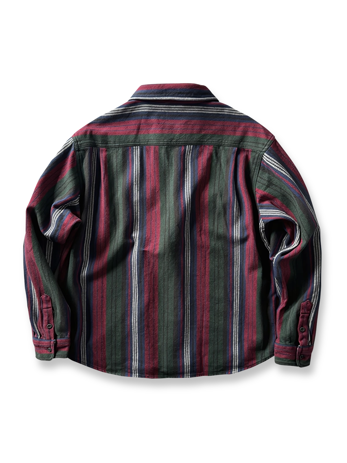 製品画像
「ヘビーフランネル素材を使用したストライプ長袖シャツ全体展示図。ウォッシュ加工によりヴィンテージ感が漂い、クラシックなアメリカンカジュアルスタイルを再現。」

詳細画像
「フランネル素材のテクスチャーと金属ボタンのディテール特写。ウォッシュ加工による自然な風合いと、実用的でデザイン性のある金属ボタンが魅力。」
