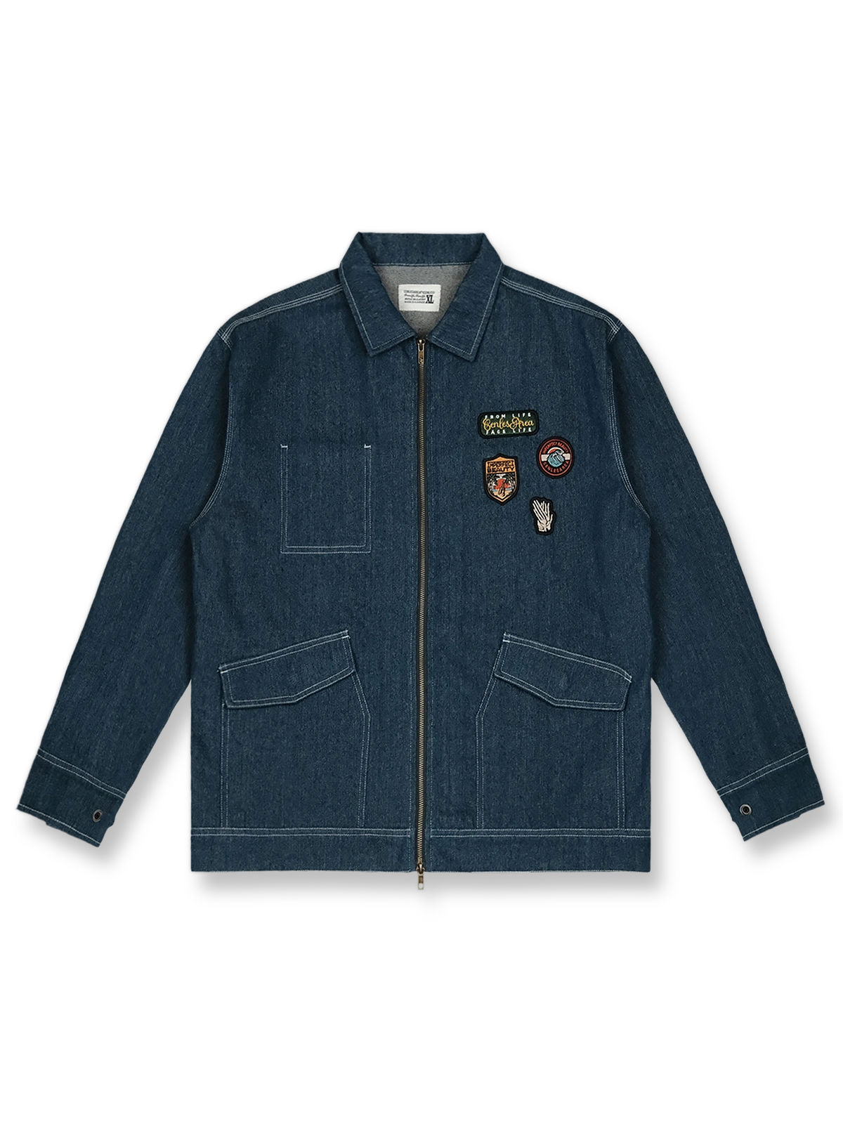 アメリカンヴィンテージ・エンブロイダリーバッジ付きショートジャケットの全体像を展示し、そのユニークなデザインと色合いが強調されています。