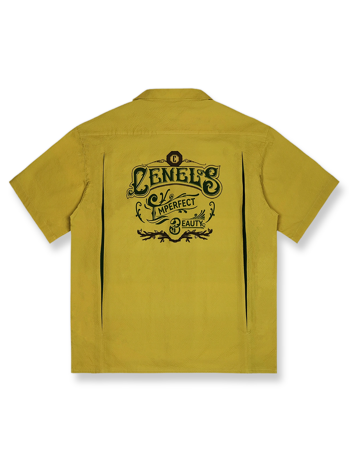 第二次世界大戦中の軍人たちにインスパイアされたオープンカラーデザインのボウリングシャツ。コントラストパッチワークとヴィンテージスタイルのプリントが特徴。