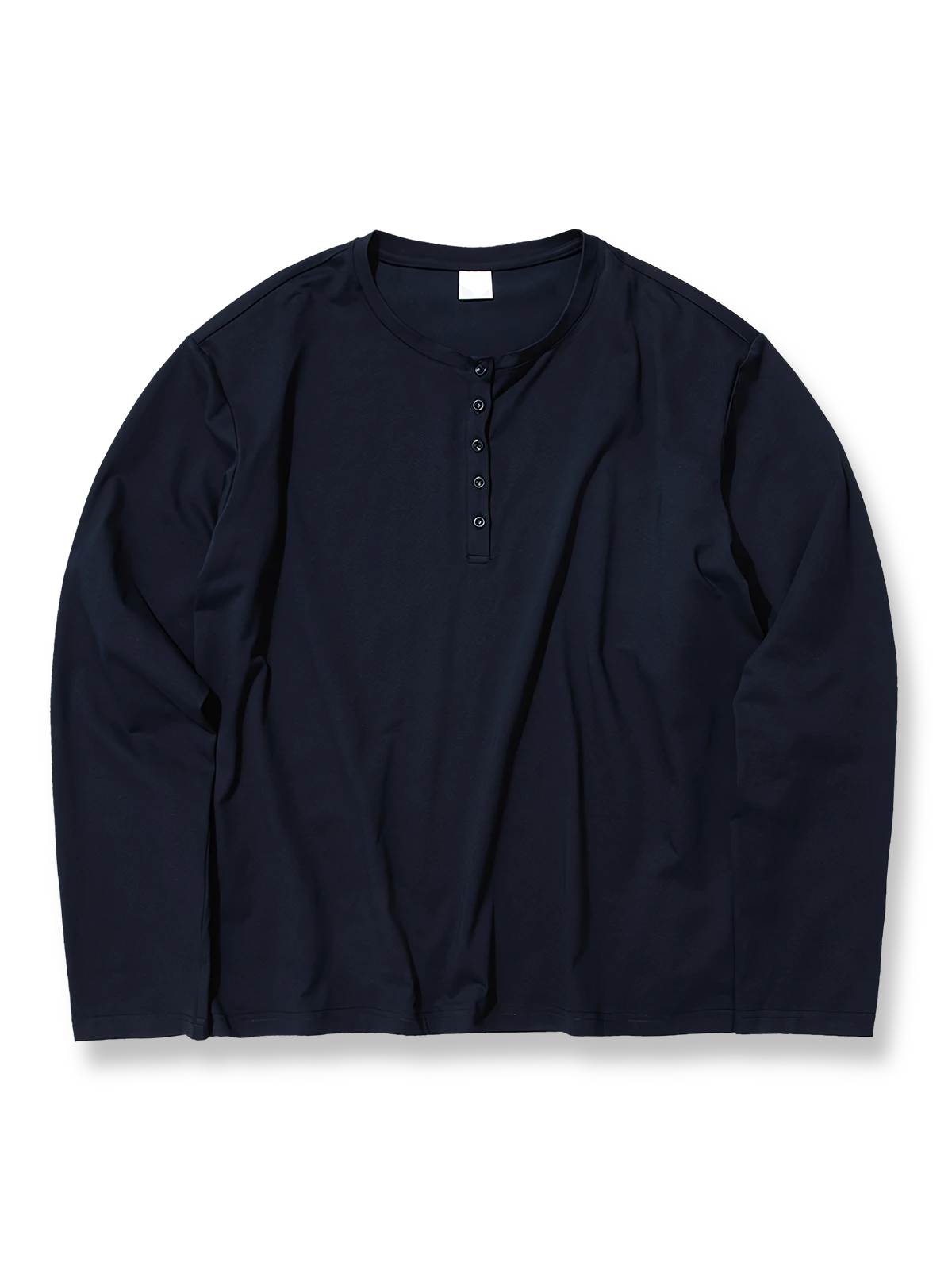 製品画像: 260G ヘビーコットン素材を使用したクラシックなヘンリーネック長袖Tシャツ全体展示、アメリカンヴィンテージスタイルのデザイン
詳細画像: ヘンリーネックのボタンディテールとヘビーコットン生地のクローズアップ、質感と耐久性を強調した部分