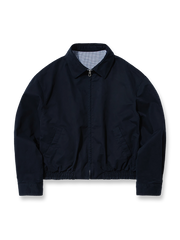 製品画像: リバーシブルデザインとヴィンテージチェック柄が融合した美式ヴィンテージスタイルのハリントンジャケット全体展示、100%コットン素材で快適な着心地
詳細画像: 袖口のバイカラー折り返しデザインとリバーシブルデザインのディテール、ヴィンテージチェック柄と単色面が交互に見える部分のクローズアップ