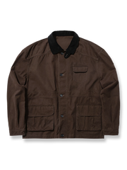 製品画像: アメリカンヴィンテージスタイルのコーデュロイ襟ハンティングワークジャケット全体展示、バーンズ風デザインとサンドウォッシュ加工が施されたクラシックなヴィンテージジャケット
詳細画像: コーデュロイ襟と多機能ポケットのディテール特写、サンドウォッシュ加工で強調された自然な色褪せ感と耐久性