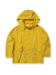 製品画像: シワ加工とウォッシュ加工を融合させたアメリカンヴィンテージスタイルのマウンテンパーカー全体展示、ルーズフィットデザインとフード付き
詳細画像: シワ加工とウォッシュ加工によるヴィンテージ感のあるディテール、ジッパーとボタンディテールのクローズアップ、ウエストのドローコード調整部分