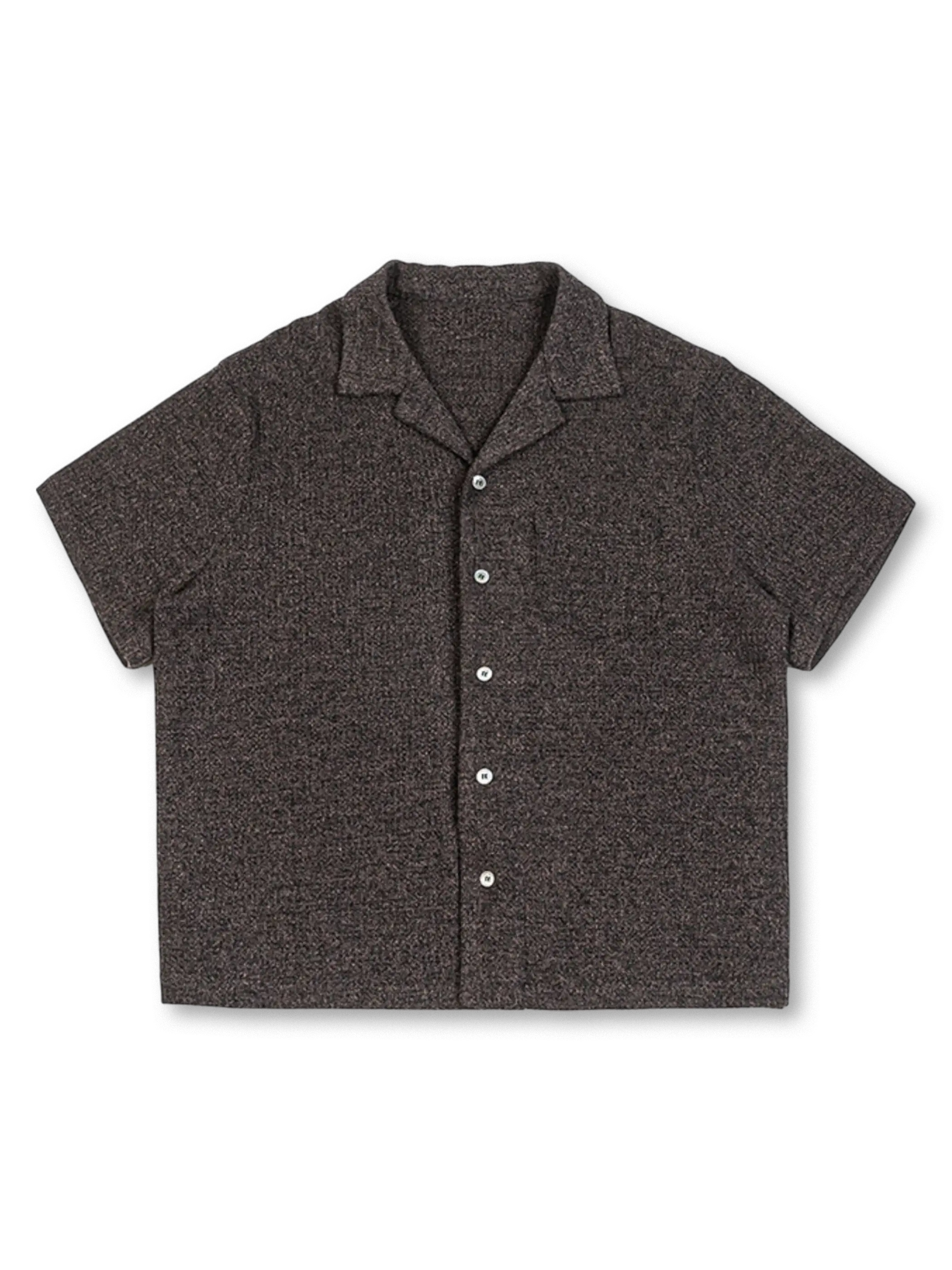 ブークレ風ポリエステル生地の開襟半袖シャツ（ブラウン）
