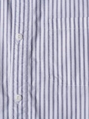 ブルーホワイトストライプシャツ