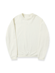 製品画像: 420gヘビーウェイト生地を使用したレトロなアメカジクルーネックスウェットの正面展示。シンプルでありながらクラシックなデザインを強調したアメカジスタイルの魅力を伝えます。

詳細画像: スウェット内側の起毛加工ディテール特写。高密度のヘビーウェイト生地と優れた保温性、柔らかな肌触りを強調し、製品の質感を強調。