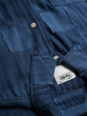 製品画像: ヴィンテージ風ブルー系ヒャクヤブパッチワークデザインのルーズフィット半袖チェックシャツの全体展示