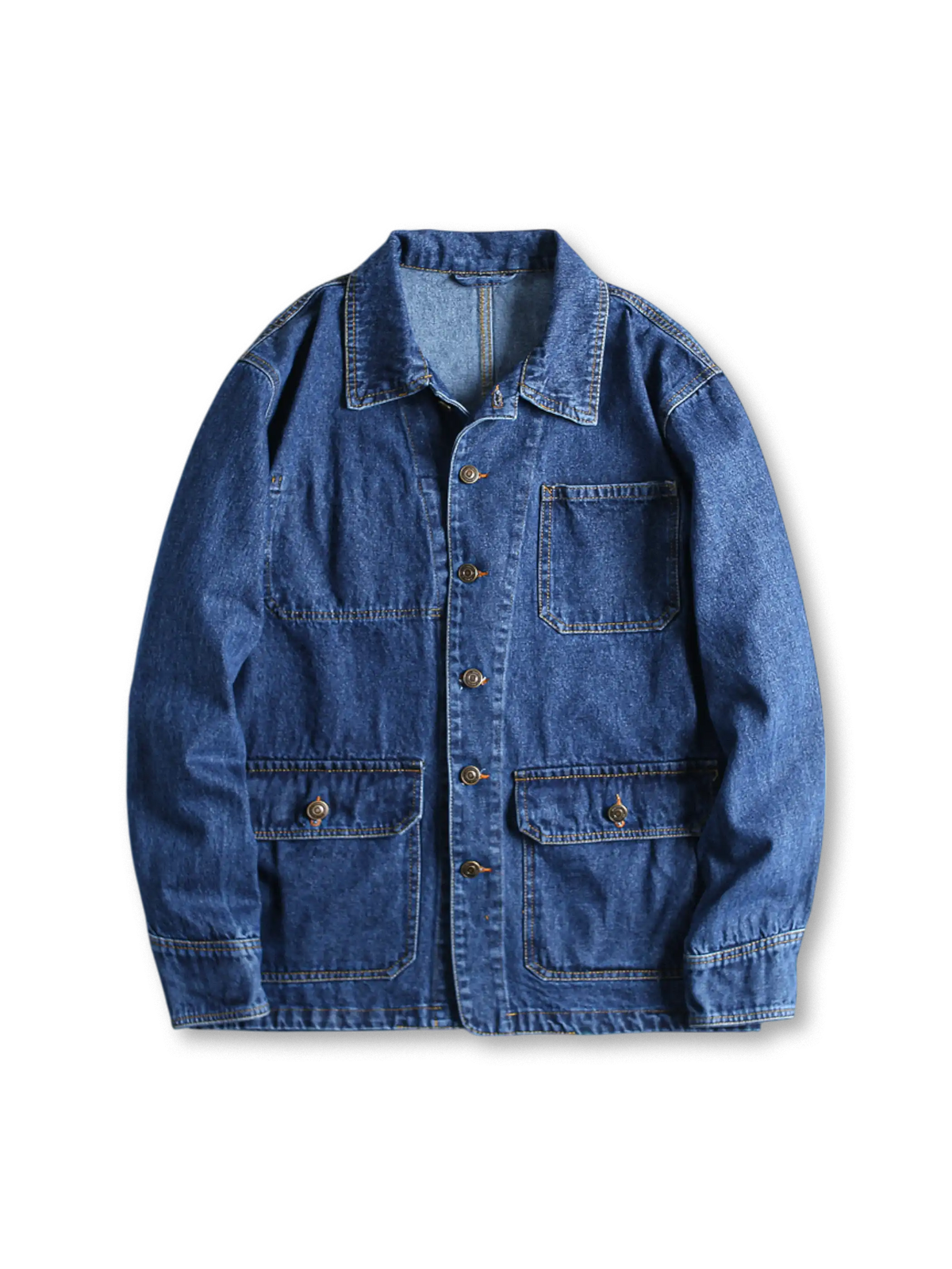 ウォッシュ加工のデニムジャケット、多ポケット付き
